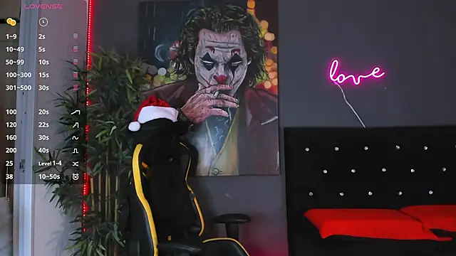 Snapshot of jordan_mayers02 chatting on December 14, 9:07 am jordan mayers02 online show from December 14, 9:07 am