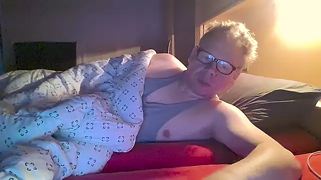 kinkyslet8 online show from November 30, 8:38 am