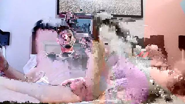 Snapshot of ChillzPnp chatting on February 12, 8:40 pm ChillzPnp online show from February 12, 8:40 pm