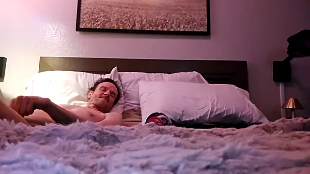 Snapshot of ChillzPnp chatting on January 15, 10:35 pm ChillzPnp online show from January 15, 10:35 pm