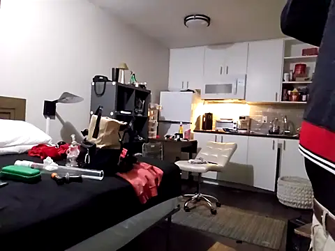 Snapshot of ChillzPnp chatting on February 10, 3:13 am ChillzPnp online show from February 10, 3:13 am