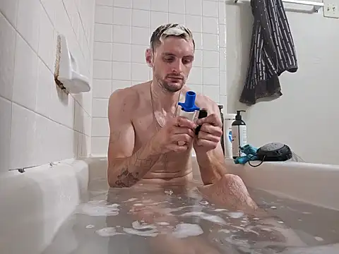 Snapshot of ChillzPnp chatting on September 16, 4:02 am ChillzPnp online show from September 16, 4:02 am