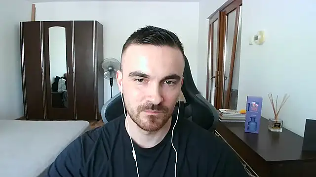 mu5clemania2 online show from April 16, 12:38 pm