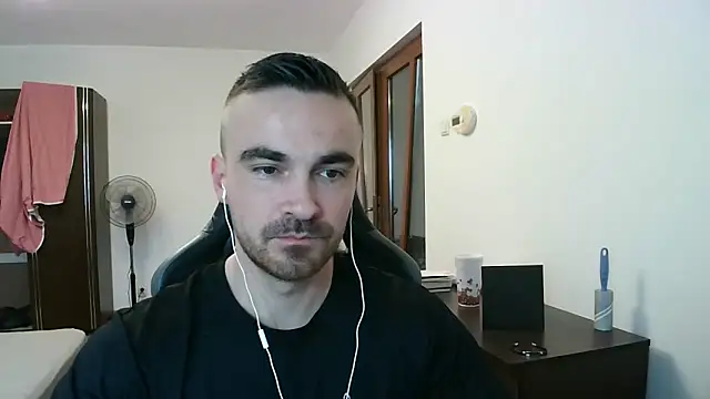 mu5clemania2 online show from November 29, 7:54 am