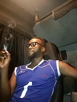 bull Giant online show from November 2, 7:18 pm