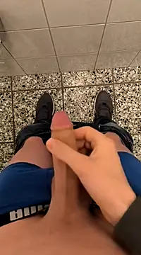 Snapshot of geilehecke1 chatting on March 14, 7:26 am geilehecke1 online show from March 14, 7:26 am