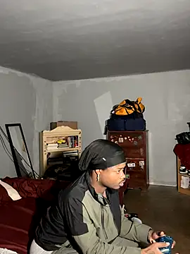 Snapshot of SluttyLyfe4L chatting on October 23, 8:40 am SluttyLyfe4L online show from October 23, 8:40 am