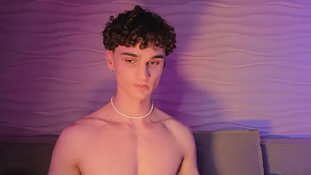 adam 21cm   online show from October 8, 6:45 pm