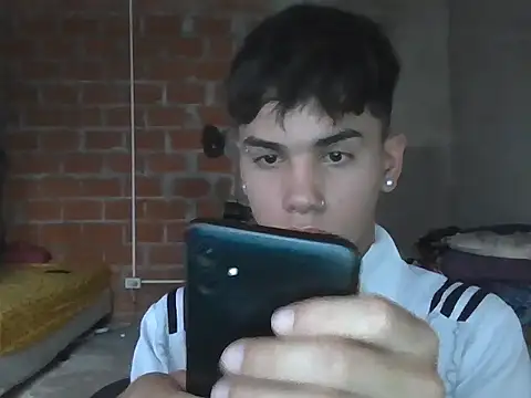 el dylan 17 online show from January 7, 8:03 pm