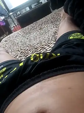 Snapshot of ElBati492 chatting on October 16, 5:04 am ElBati492 online show from October 16, 5:04 am