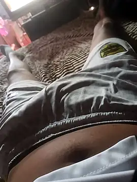 Snapshot of ElBati492 chatting on October 20, 7:40 pm ElBati492 online show from October 20, 7:40 pm