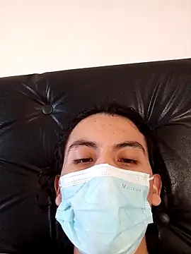 Snapshot of FKF2004 chatting on September 24, 8:40 pm FKF2004 online show from September 24, 8:40 pm