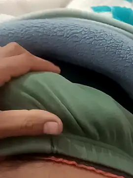 zazaza12ratyuijgg online show from January 15, 3:03 pm