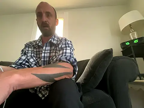 armdy371 online show from October 4, 12:21 pm