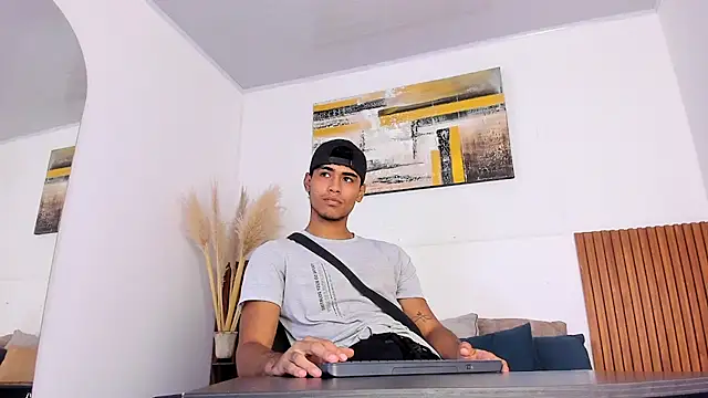 zander 2120 online show from September 27, 1:09 pm