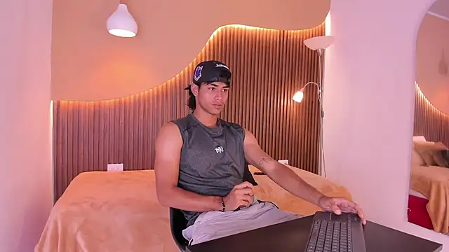 zander 2120 online show from March 7, 1:40 pm