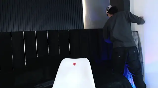 zander 2120 online show from March 1, 12:07 am