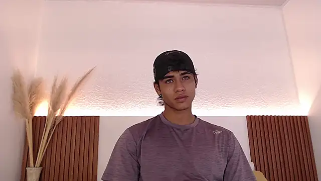 zander 2120 online show from December 12, 1:17 pm