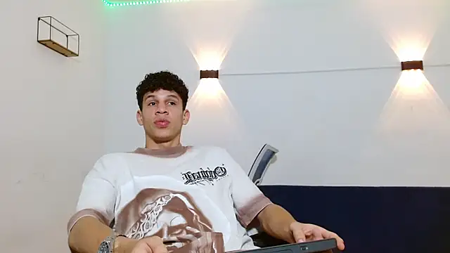 Snapshot of jeff_ross chatting on October 9, 8:52 am jeff ross online show from October 9, 8:52 am