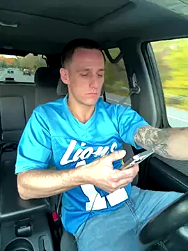 Snapshot of PeytonJohnn chatting on October 26, 9:39 pm PeytonJohnn online show from October 26, 9:39 pm