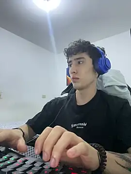 gojo satoru 18 online show from February 17, 2:32 am