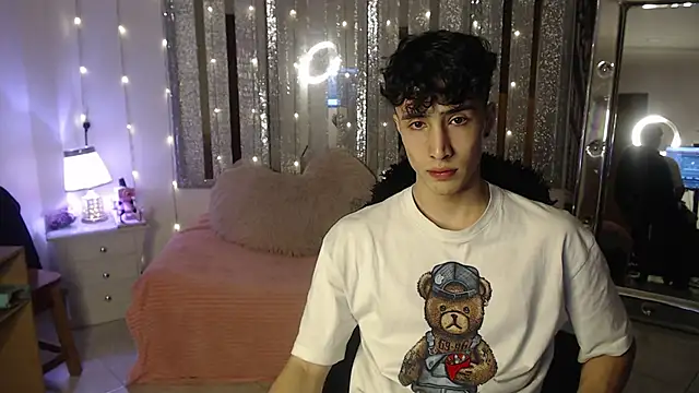 gojo satoru 18 online show from December 17, 11:39 am