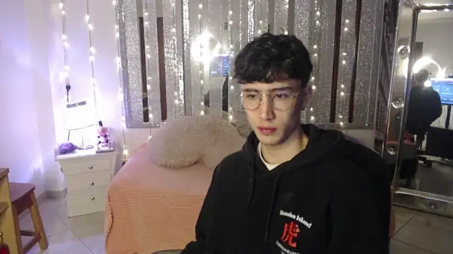 gojo satoru 18 online show from January 3, 11:35 am