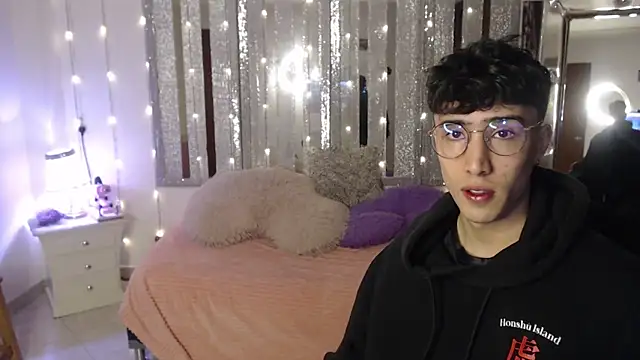 gojo satoru 18 online show from December 28, 11:52 am