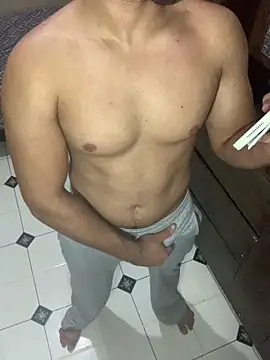 Brasileirinhoo online show from March 6, 3:47 am