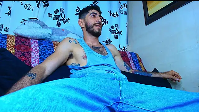 Thomass00 online show from February 16, 4:43 am