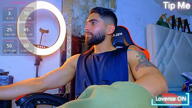 Rich boy01 online show from February 24, 1:07 am