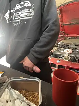 donnuozfutura online show from March 17, 11:00 am