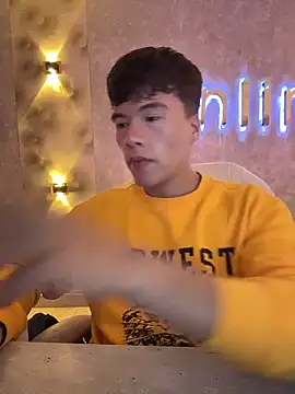 Logan smith1 online show from February 6, 5:37 am