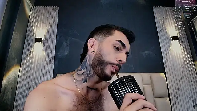 Marcelo ruiz  online show from April 11, 6:55 pm