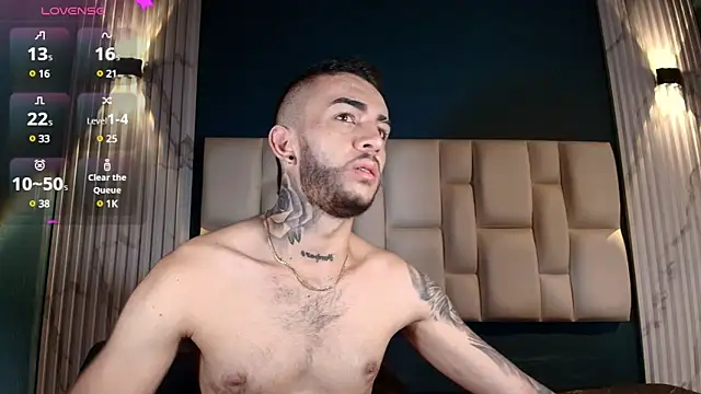 Snapshot of Marcelo_ruiz_ chatting on March 11, 9:24 am Marcelo ruiz  online show from March 11, 9:24 am