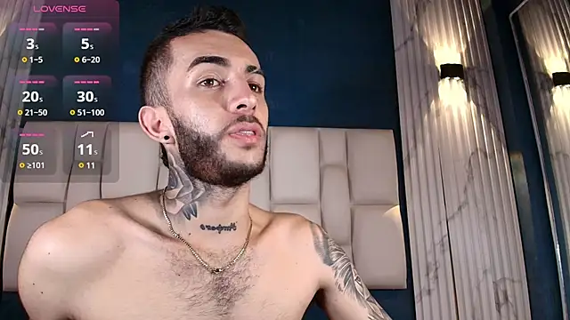 Snapshot of Marcelo_ruiz_ chatting on February 21, 8:27 pm Marcelo ruiz  online show from February 21, 8:27 pm