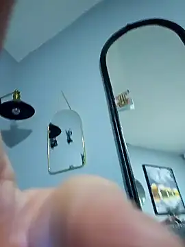 dickinyouto online show from February 8, 8:42 am