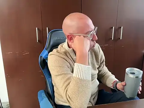 alanan881 online show from September 23, 6:40 pm