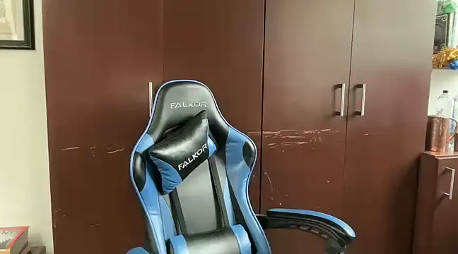 alanan881 online show from December 22, 4:59 pm