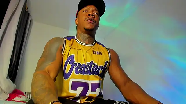 ronnie 7777 online show from October 24, 4:36 am