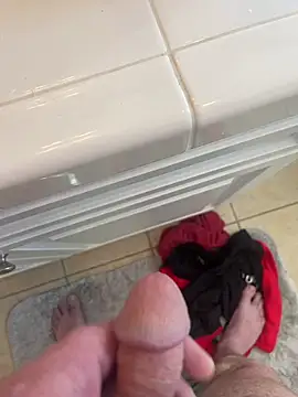 Snapshot of Firedad72FD chatting on January 28, 7:10 pm Firedad72FD online show from January 28, 7:10 pm