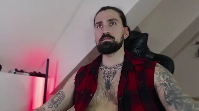 Snapshot of MateoHunk chatting on January 13, 7:10 pm MateoHunk online show from January 13, 7:10 pm