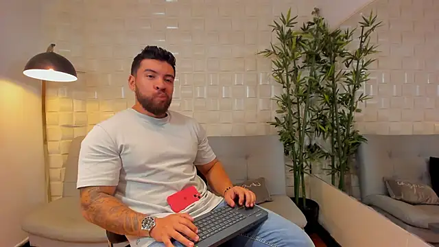  dreammr1  online show from January 14, 10:34 pm