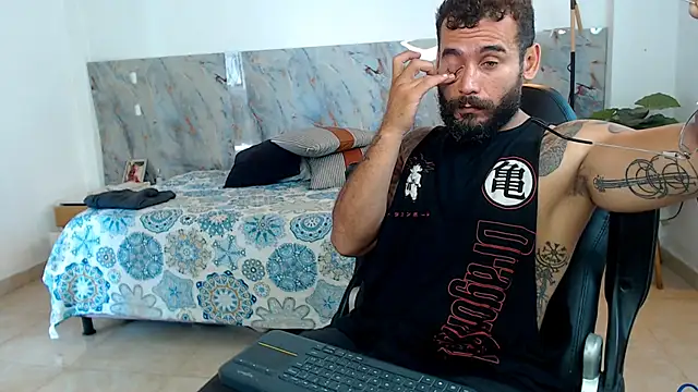 hanz col online show from November 17, 1:36 pm