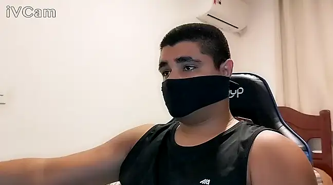 LeoPutaria online show from December 29, 7:43 pm