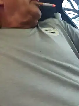 Snapshot of vanscr1 chatting on February 4, 1:27 pm vanscr1 online show from February 4, 1:27 pm