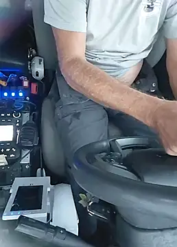 Snapshot of vanscr1 chatting on September 23, 12:37 pm vanscr1 online show from September 23, 12:37 pm