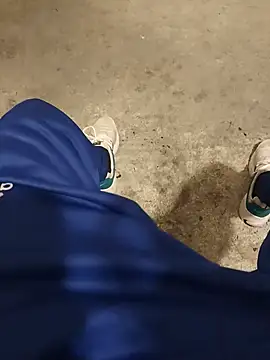 casper0303 online show from March 7, 11:37 pm