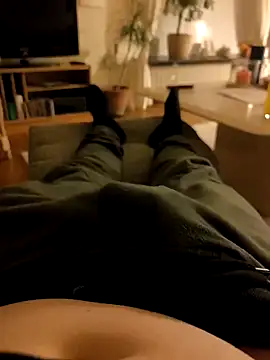 OdinWolf1990 online show from December 23, 6:33 am