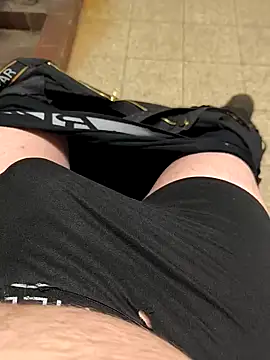 OdinWolf1990 online show from December 9, 8:11 am